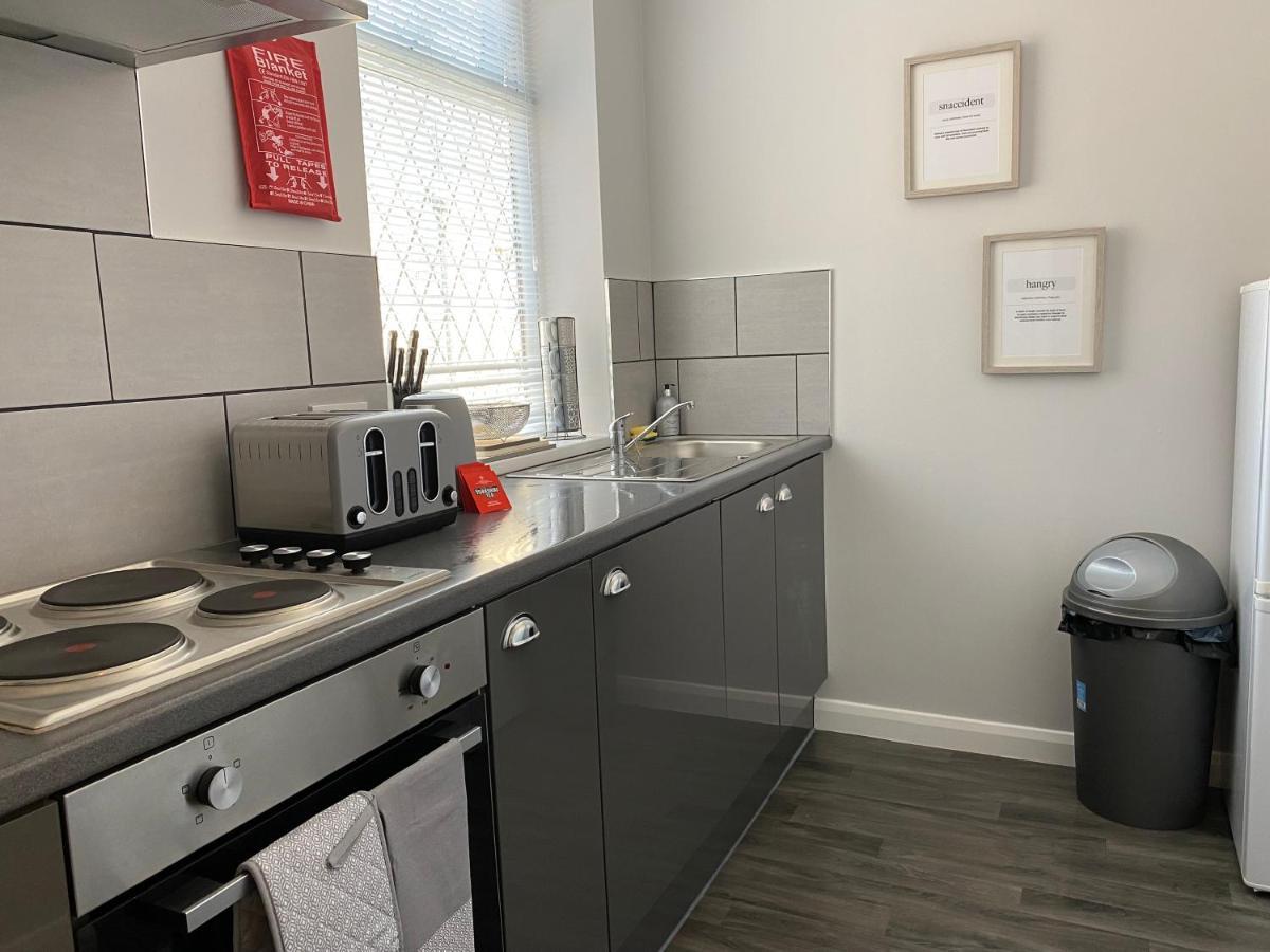 Blackpool Sleepover Apartment 4 Free Parking Sleeps 6 Exterior photo